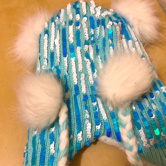 Girls snow hat - Picture 3 of 3